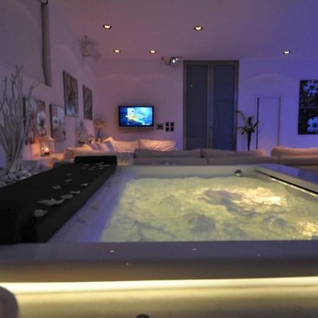 Suite White Elegance 갈리폴리 외부 사진